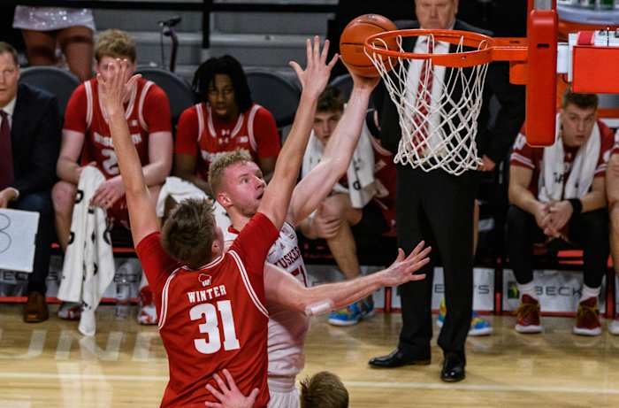 04_Rienk Mast_MBBvsWisconsin0201